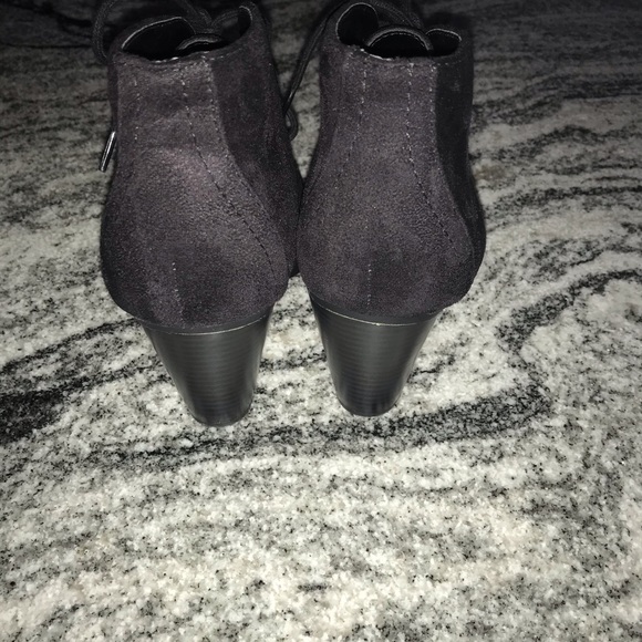 Y not Black Heeled Ankle Boots - Picture 6 of 9